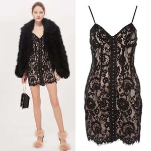 TOPSHOP hook closure lace dress